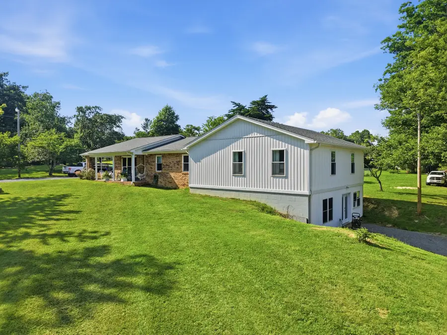 5759 Green Rd, Bloomington Springs, TN 38545 - #2
