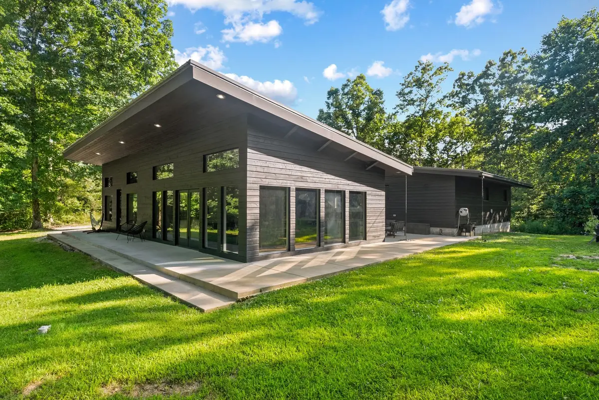 180 Meadowbrook Dr, Hampshire, TN 38461 - #1