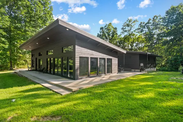 180 Meadowbrook Dr, Hampshire, TN 38461