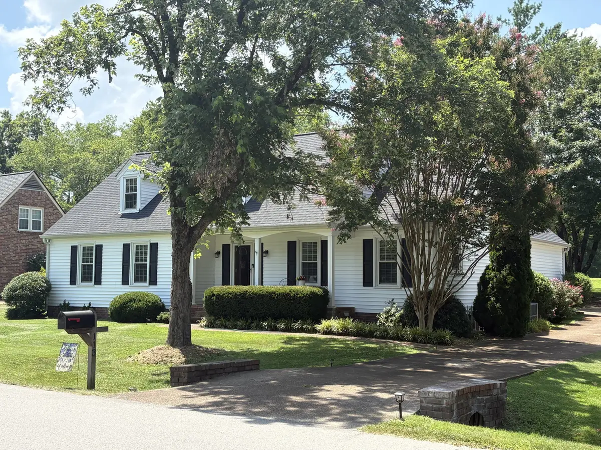 113 Riverwood Dr, Franklin, TN 37069 - #1