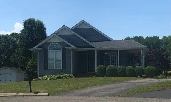 71 Chisam Ct, McMinnville, TN 37110