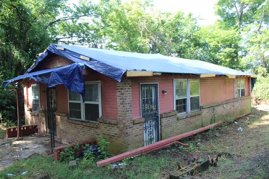 220 N 11th St, Clarksville, TN 37040 - #2