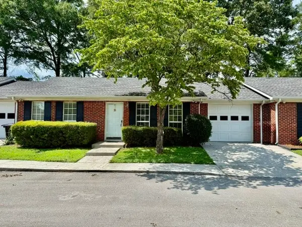 1600 N Washington St #16, Tullahoma, TN 37388