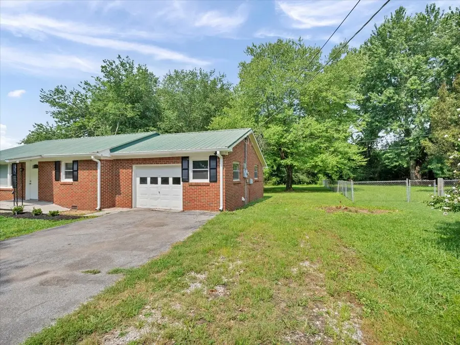 111 Mcdougal Rd, Fayetteville, TN 37334 - #3
