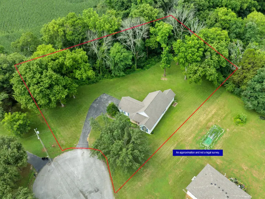 358 Bookout Ln, Cowan, TN 37318 - #2