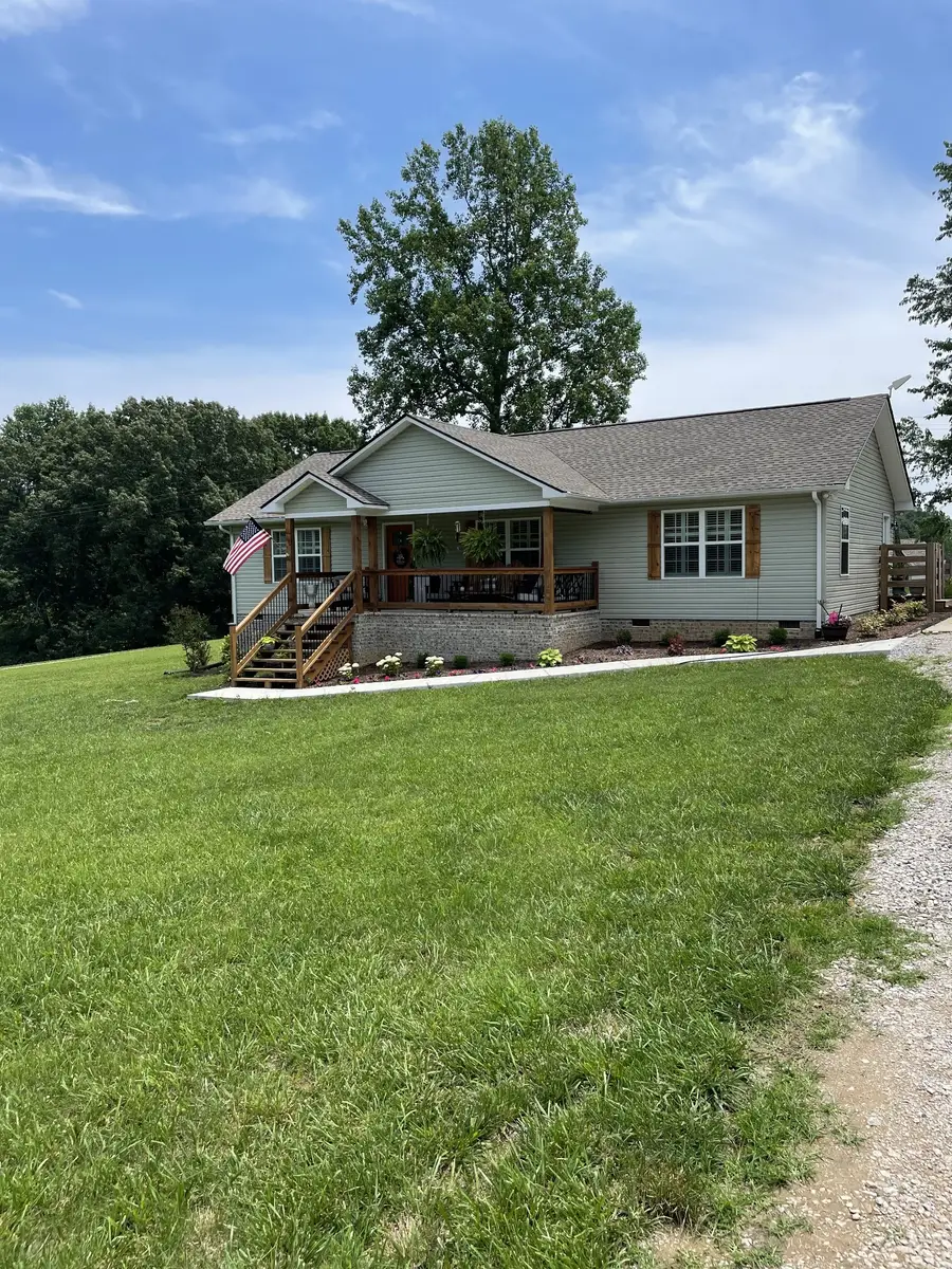 9372 Elk Ridge Rd, Mount Pleasant, TN 38474 - #2