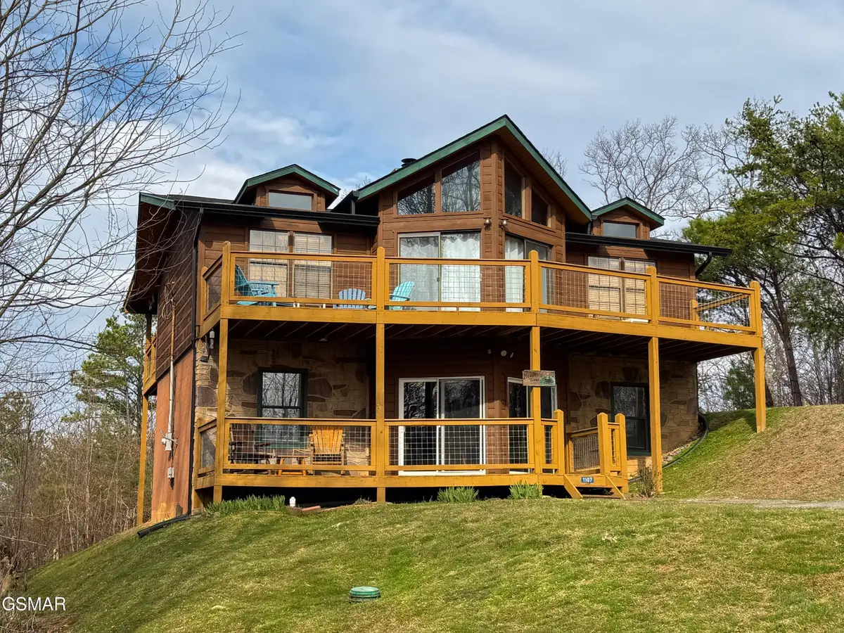 1107 Fox Run, Gatlinburg, TN 37738 - #1