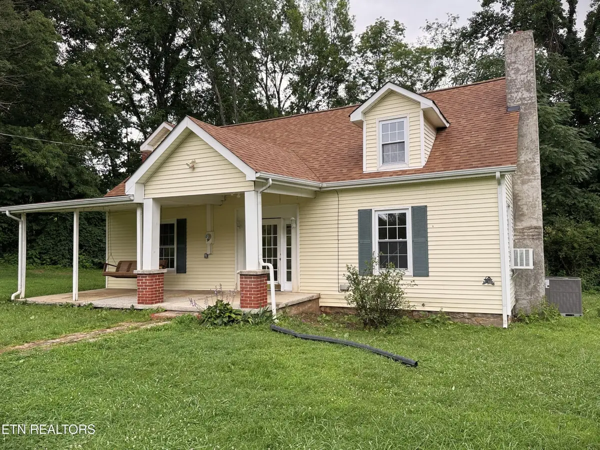 5633 Spring Creek Rd, Cookeville, TN 38506 - #1