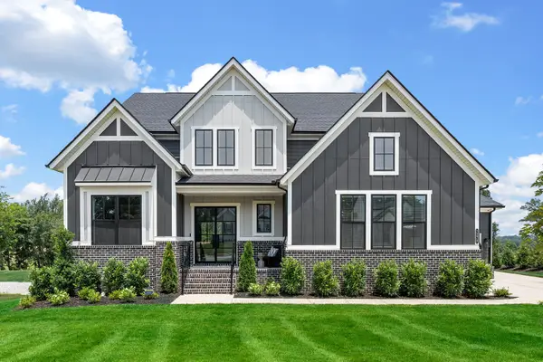 7289 Woodruff Dr, Fairview, TN 37062