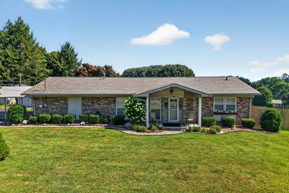 496 Sunset Dr, Sparta, TN 38583 - #1