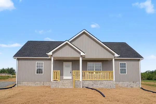 137 Martha Circle, Lafayette, TN 37083