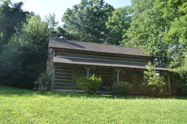 1835 Friendship Ln, Cookeville, TN 38501
