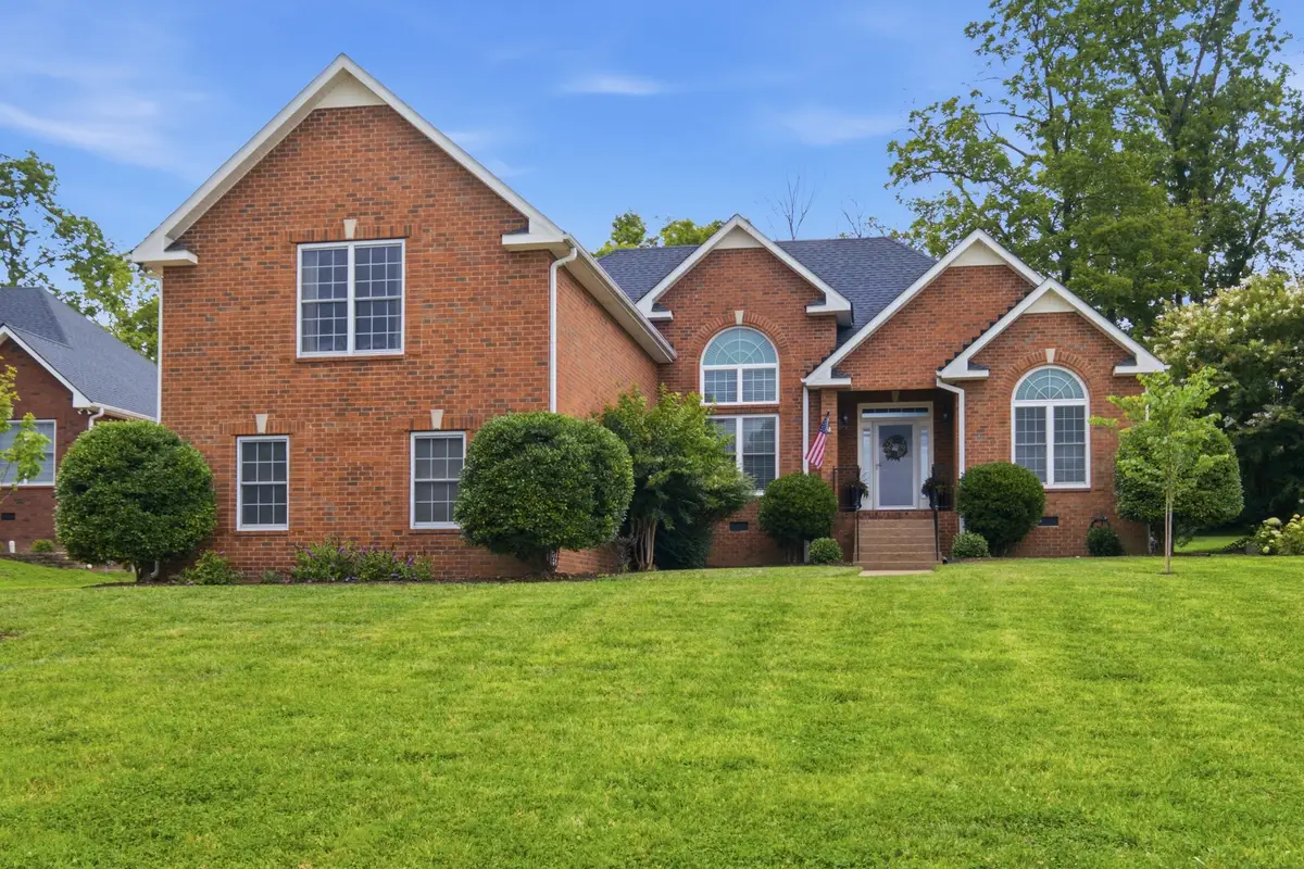 125 N Maple Ridge Ln, Goodlettsville, TN 37072 - #1