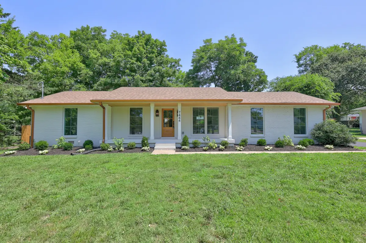 7444 Highway 70 South S, Nashville, TN 37221 - #1
