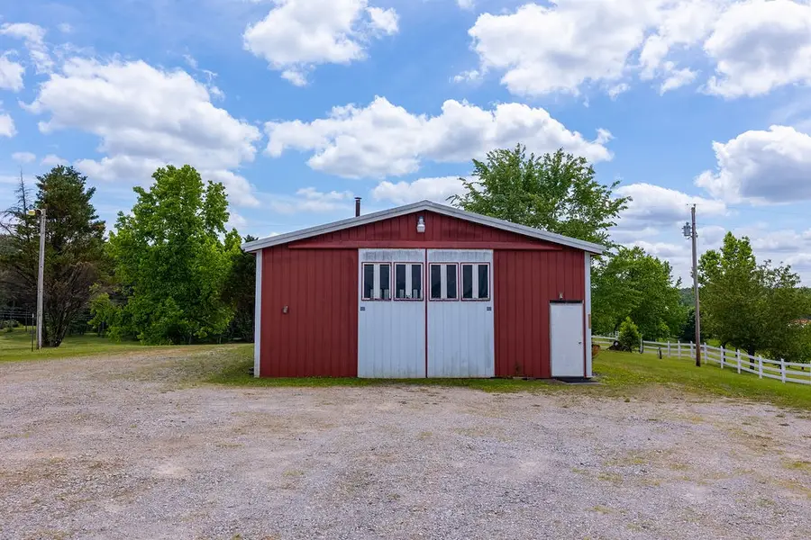 310 Park Dr, Rock Island, TN 38581 - #3