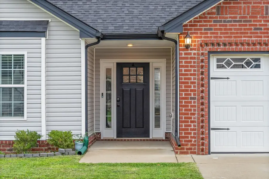 434 Irish Hills Dr, Clarksville, TN 37042 - #3