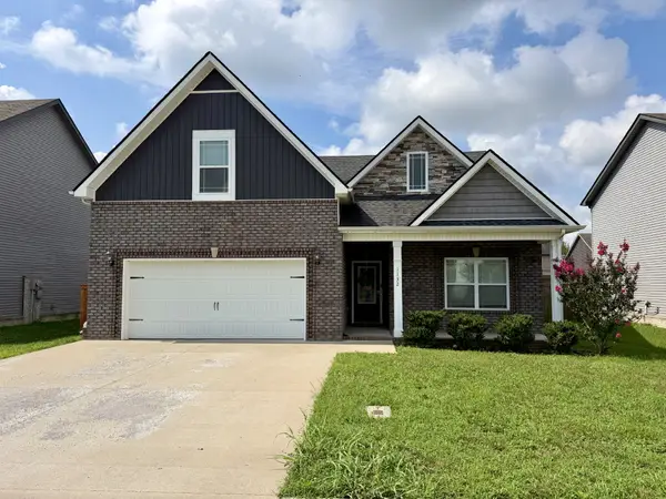 1132 Christian James Dr, Clarksville, TN 37043