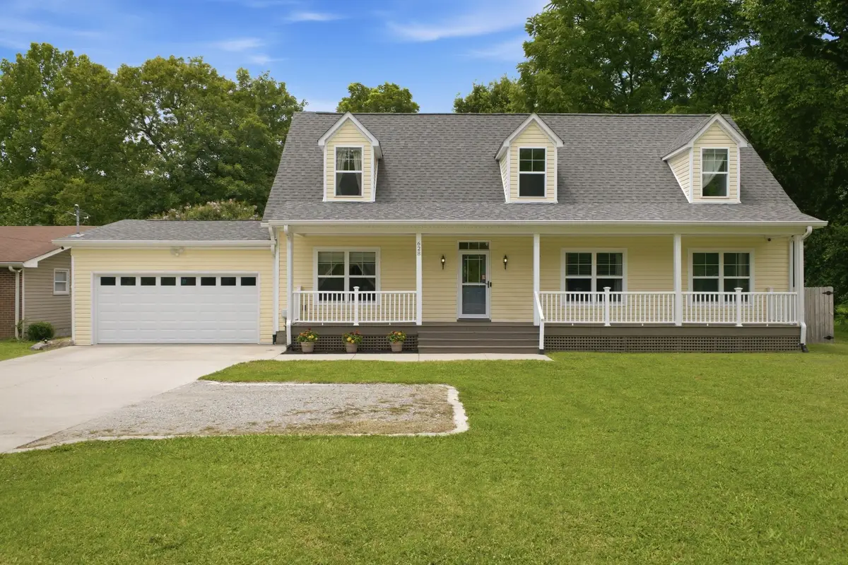 628 Tulip Grove Rd, Hermitage, TN 37076 - #1