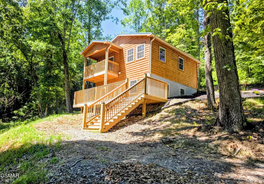 125 Deer Run Way, Dandridge, TN 37725 - #2