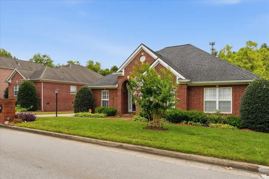 425 Wellington Sq, Nashville, TN 37214 - #3
