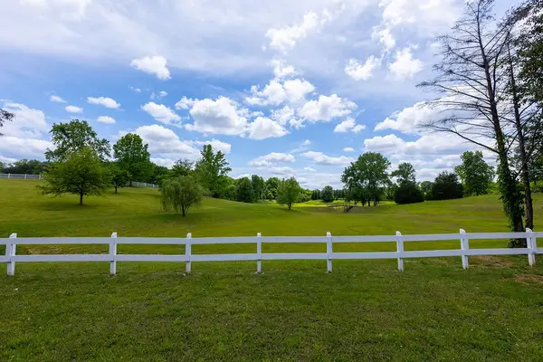 430 Park Dr, Rock Island, TN 38581