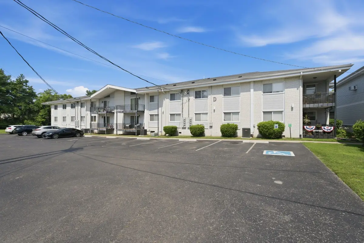 613 Hillsboro Rd #D28, Franklin, TN 37064 - #1
