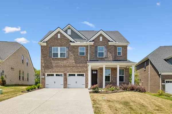 209 Pin High Dr, Mount Juliet, TN 37122