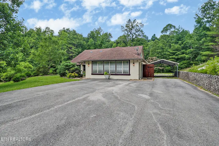 395 Ashley Lane, Oneida, TN 37841 - #2