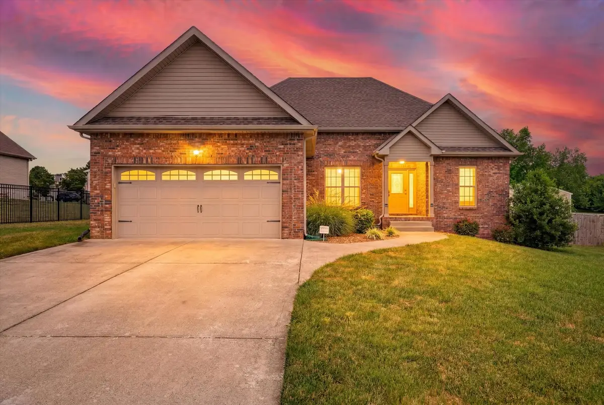 104 Thomas Traylor Ln, Clarksville, TN 37043 - #1