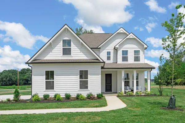 1400 Charles Dr, Chapel Hill, TN 37034