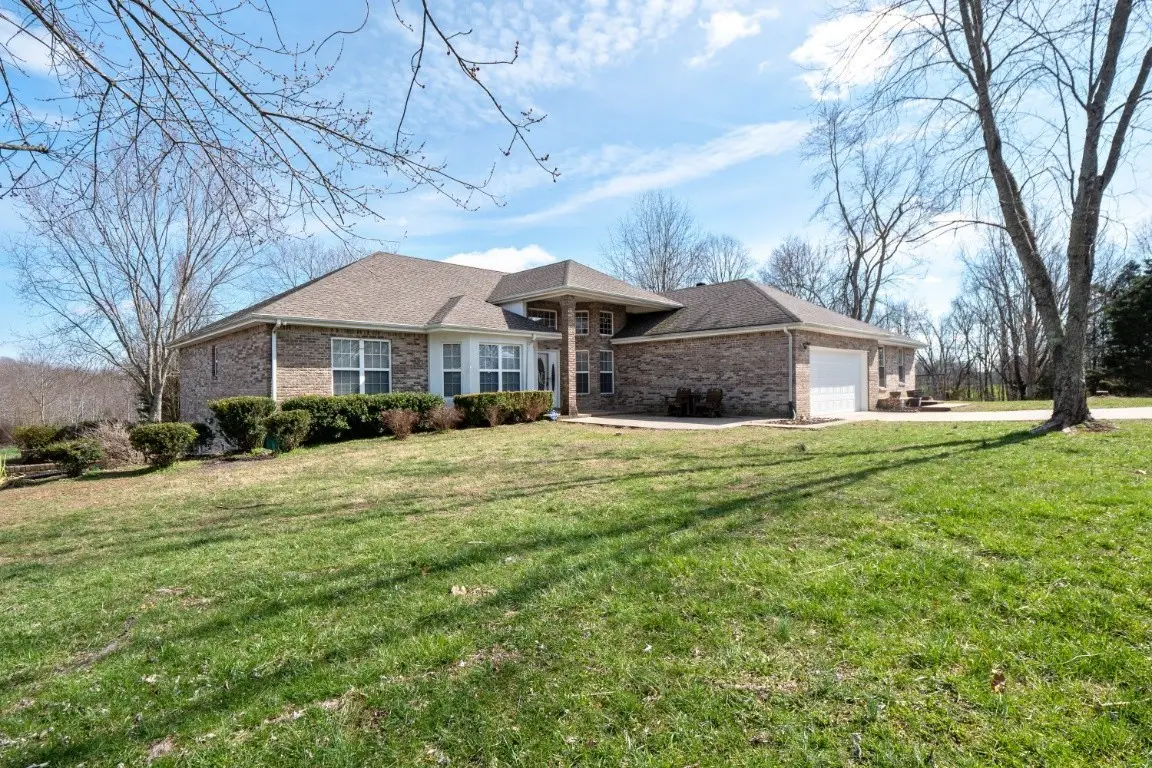 2828 Driver Rd, Lafayette, TN 37083 - #1