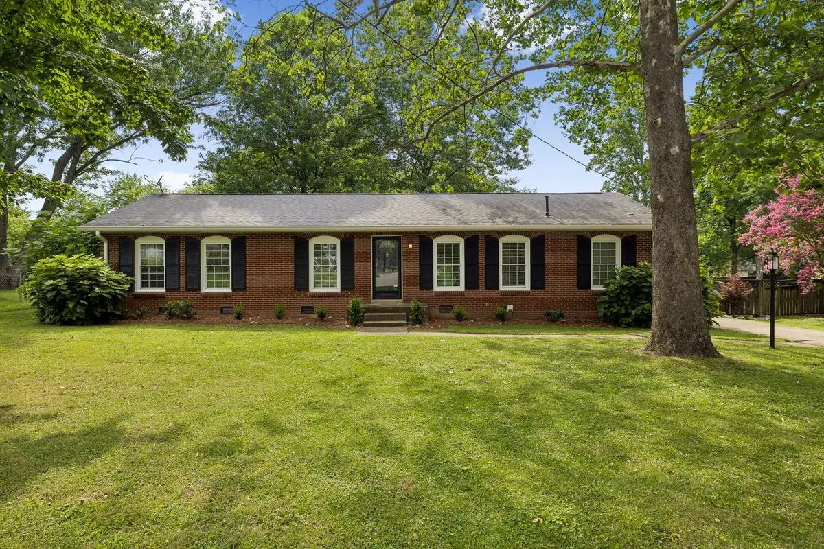8063 Regency Dr, Nashville, TN 37221 - #1