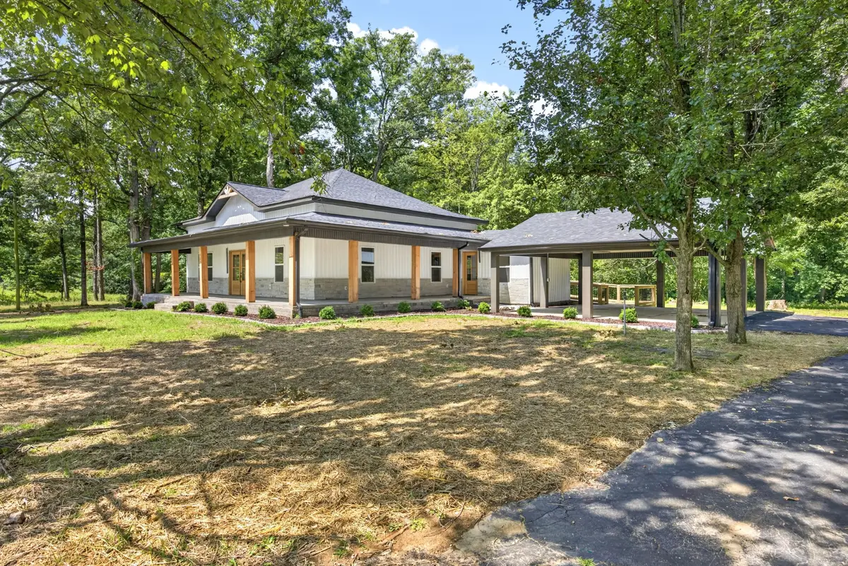 909 Hawkins Crawford Rd, Cookeville, TN 38501 - #1