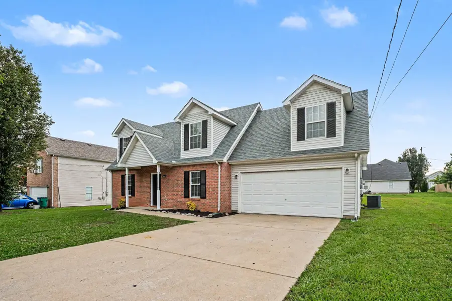 1124 Benton Mason Dr, La Vergne, TN 37086 - #2