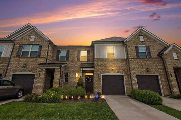 126 Bluestem Ct, Lebanon, TN 37090