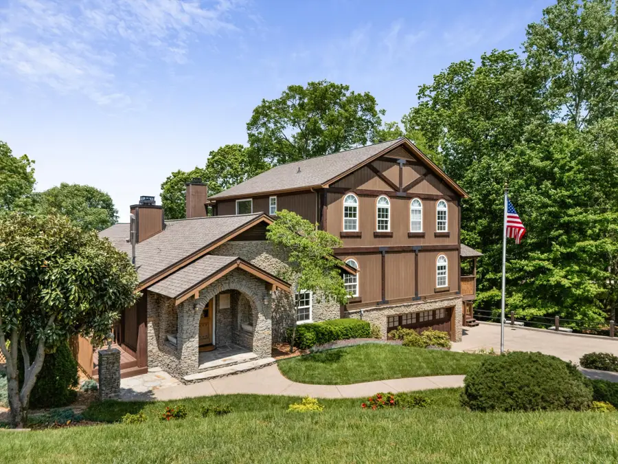 639 Rebel Rd, Old Hickory, TN 37138 - #2