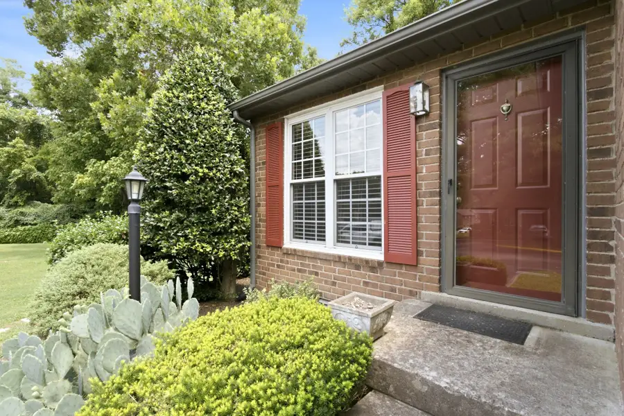 481 Hickory Glade Dr, Antioch, TN 37013 - #2