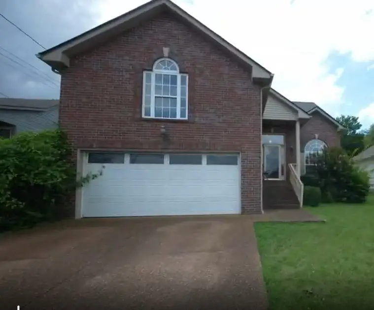2820 Stokers Ln N, Nashville, TN 37207 - #1