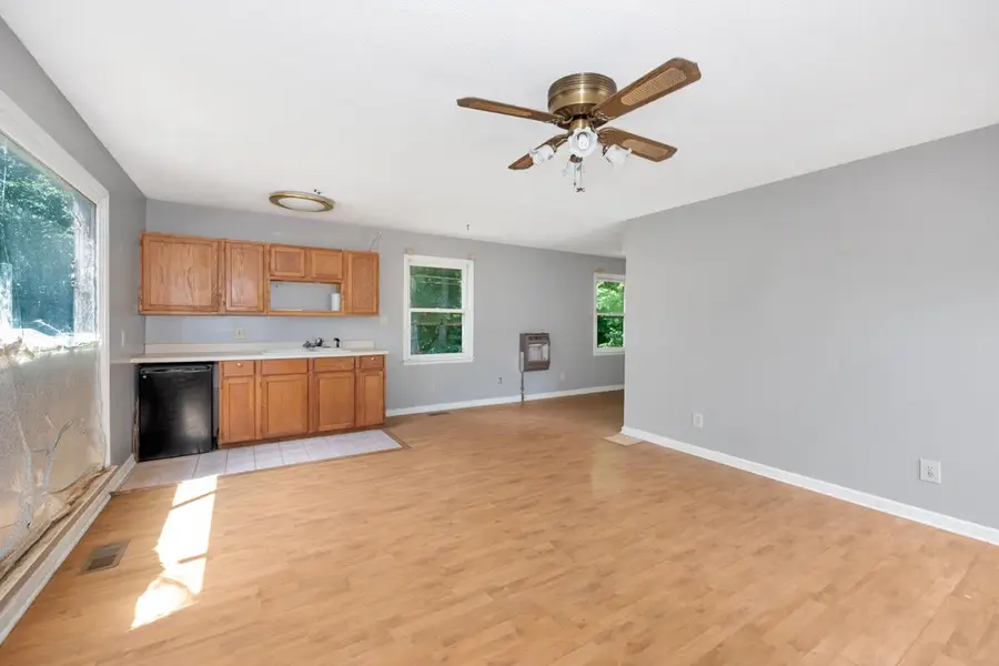 11 Henderson Dr, Fayetteville, TN 37334 - #3