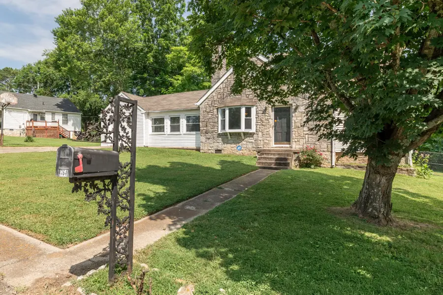 764 Maple St, Lewisburg, TN 37091 - #2