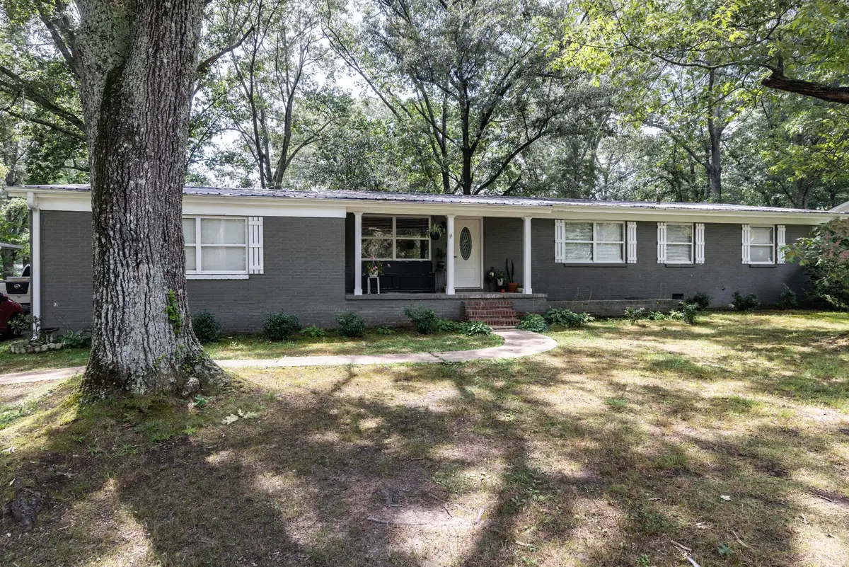 207 Old Fort St, Tullahoma, TN 37388 - #1