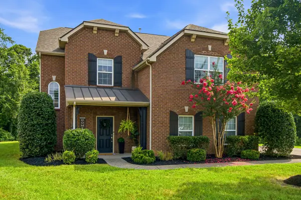 162 Sandpiper Cir, Hendersonville, TN 37075