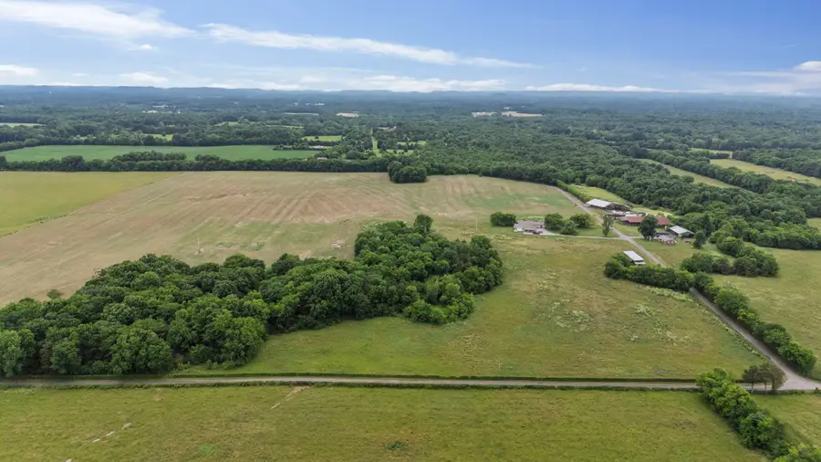 2784 Darnell Rd, Lewisburg, TN 37091 - #3