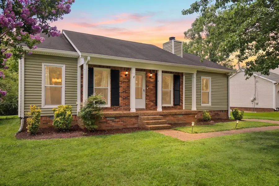 941 Harpeth Bend Dr, Nashville, TN 37221 - #2