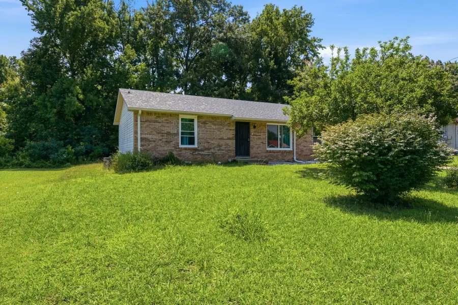 535 Donna Dr, Clarksville, TN 37042 - #2