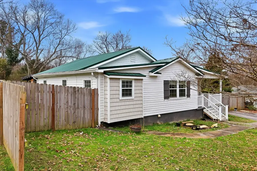 1080 6th Street Ne, Cleveland, TN 37311 - #2