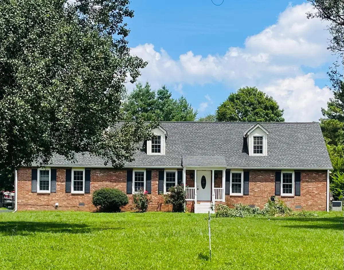4030 Sulphur Springs Rd, Murfreesboro, TN 37129 - #1