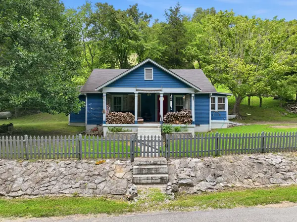 89 Conditt Hollow Rd, Elmwood, TN 38560