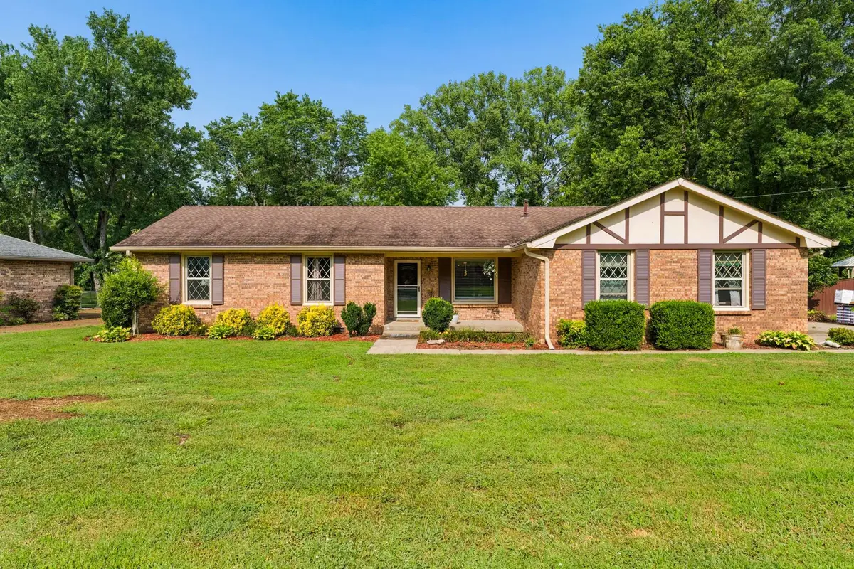 7342 Rolling River Pkwy, Nashville, TN 37221 - #1