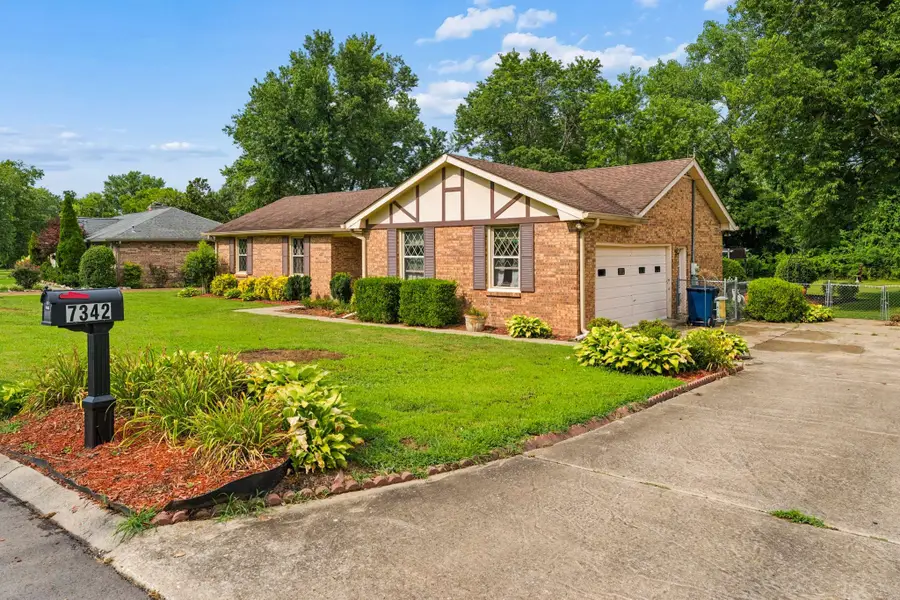 7342 Rolling River Pkwy, Nashville, TN 37221 - #3